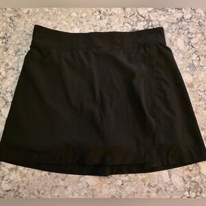 Embrace Life Athleisure Skort With Slit / Large